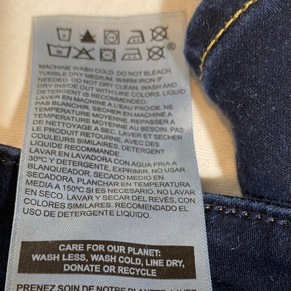 Levi’s Signature Gold Mid Rise Skinny Dark Wash Jeans - Women-8M (W29 L30) - Picture 8 of 9